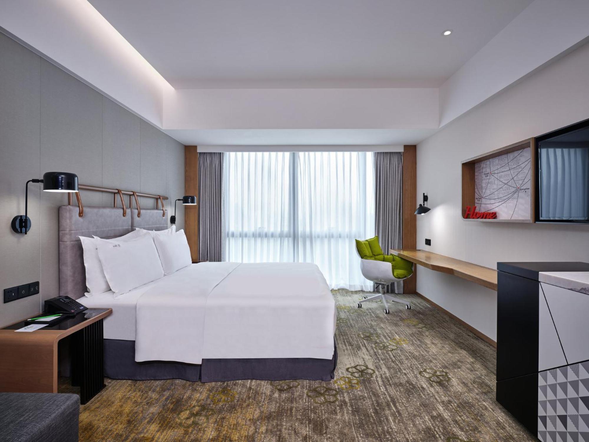 Holiday Inn Guangzhou South Lake Hotel - Ideal For Business & Leisure Extérieur photo